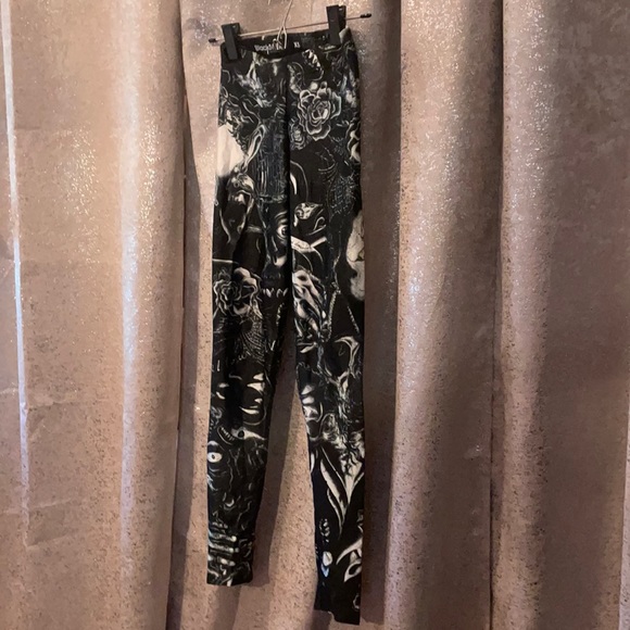BlackMilk sketches of a mad man leggings XS goth - Picture 2 of 6